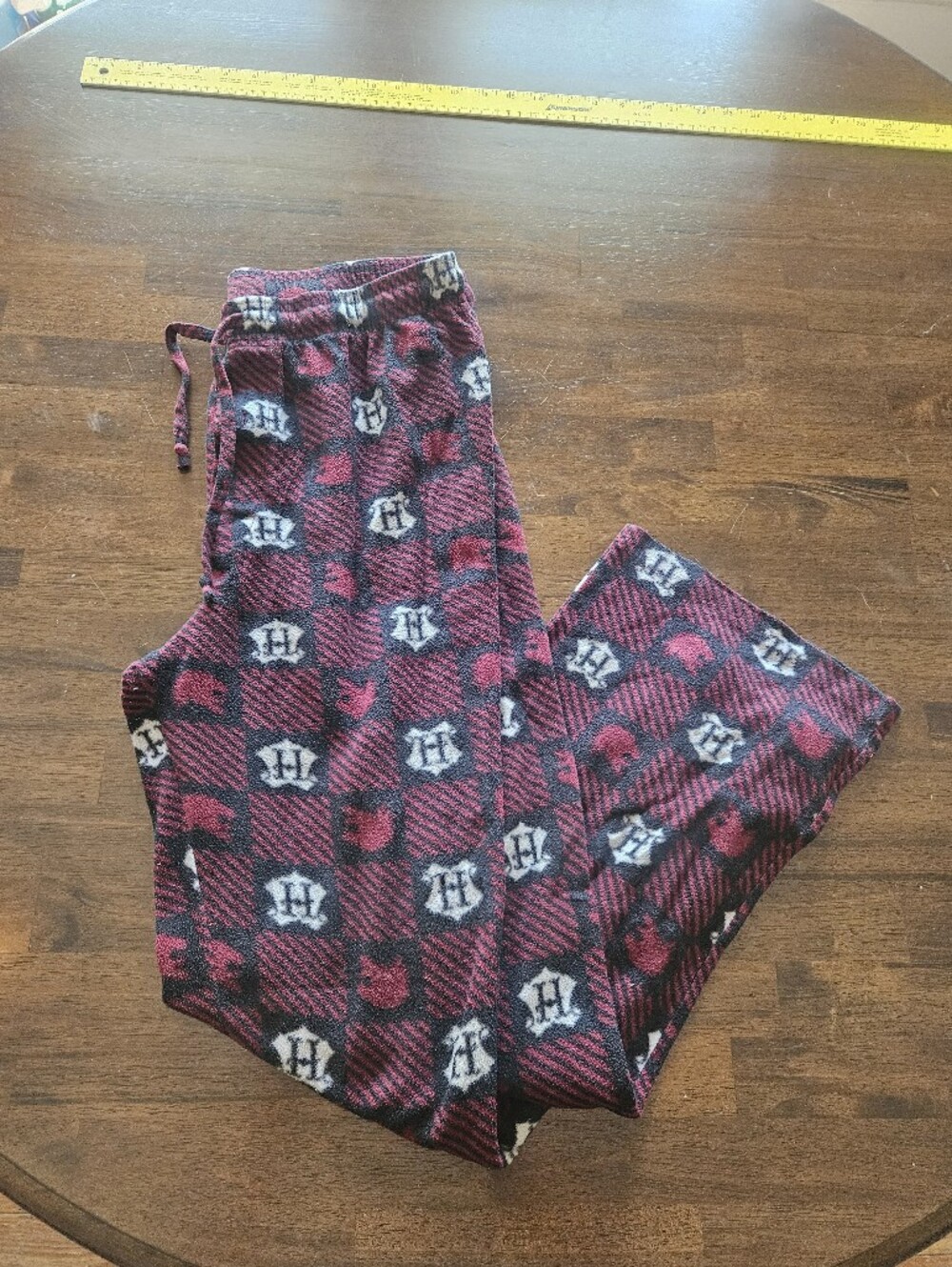 Harry Potter Burgundy Plaid Fleece Joggers with Patterned Logos Size Large